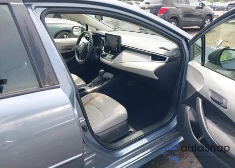 2022 Toyota Corolla Le z USA, uszkodzony, nr VIN JTDEPMAE4N3004674